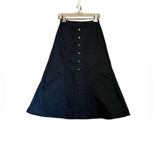 NWT! Uniqlo black chino front button long skirt.